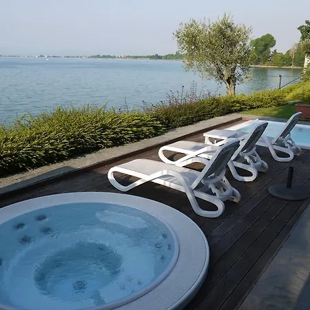 Готель Acquaviva Del Garda 4*